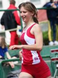 Nives Črep u utrci na 100 m za seniorke